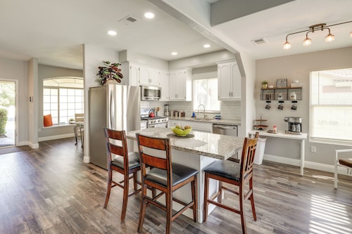 Private Pool & Patio: Pet-friendly Bakersfield Gem