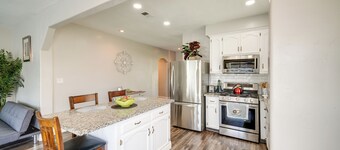 Private Pool & Patio: Pet-friendly Bakersfield Gem