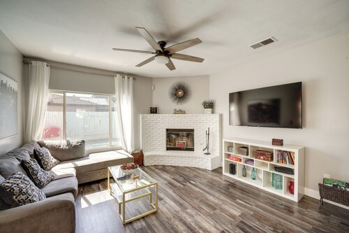 Private Pool & Patio: Pet-friendly Bakersfield Gem