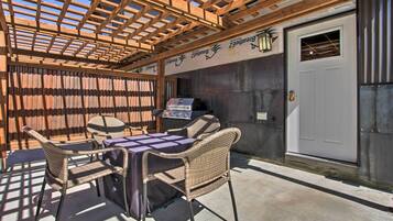 Apartment (2 Bedrooms) | Bahagian dalam