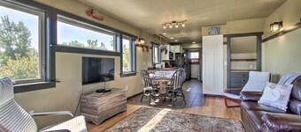 Pet-friendly Choteau Townhouse With Gas Grill!