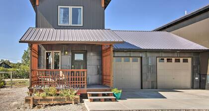 Pet-friendly Choteau Townhouse With Gas Grill!