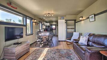 Apartment (2 Bedrooms) | Bahagian dalam