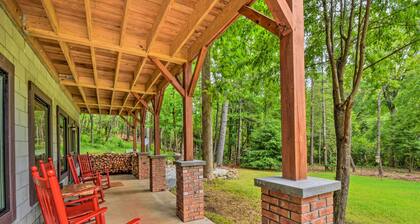 Chauga River Cabin: Pets Welcome!