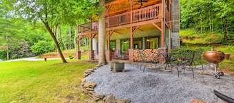 Chauga River Cabin: Pets Welcome!