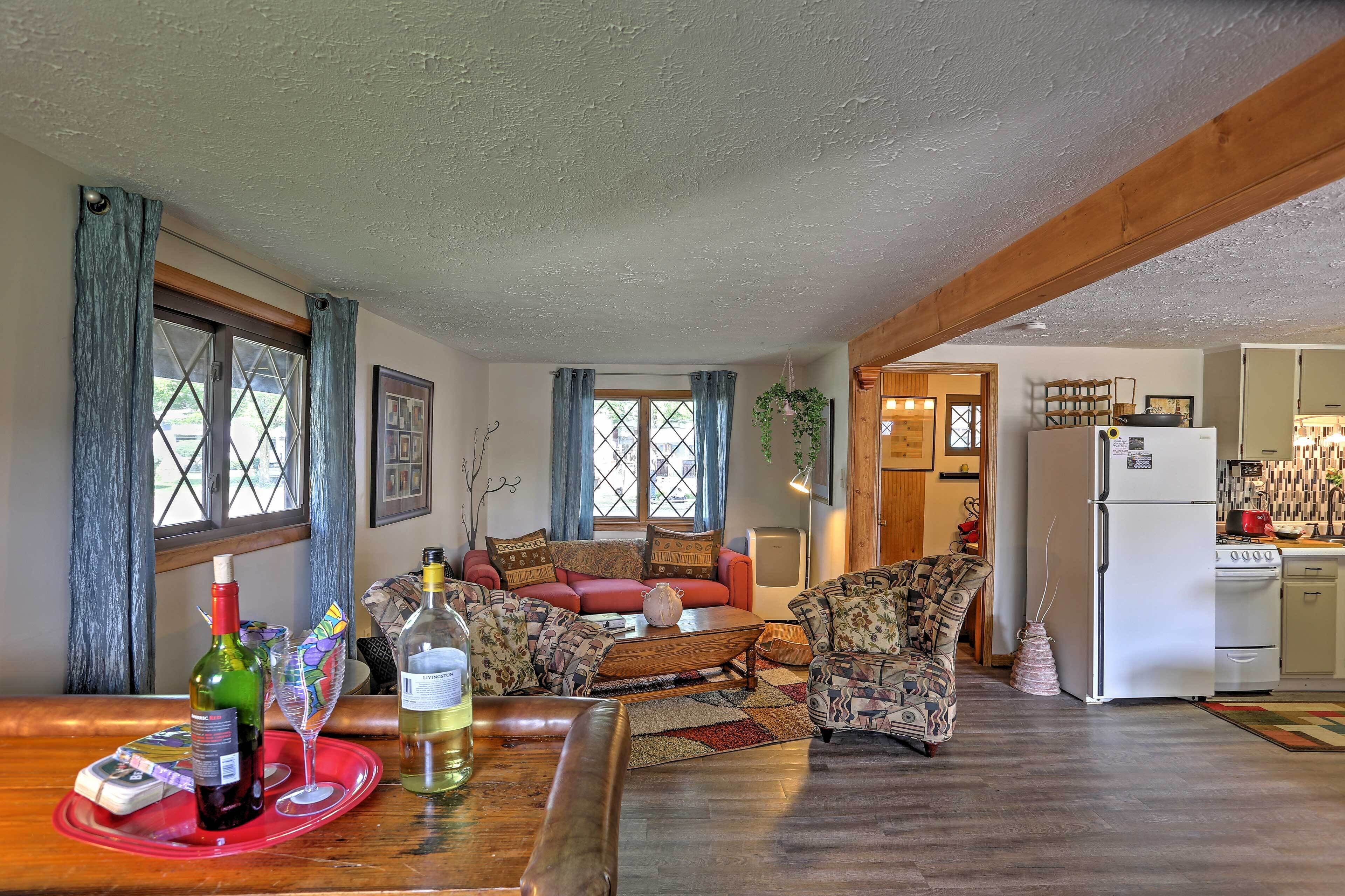 House (2 Bedrooms) | Interior