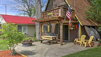 House (2 Bedrooms) | Front of property