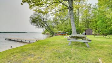 ์ฝํฐ์ง (2 Bedrooms) | ๋ด๋ถ