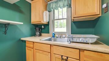 Cottage (2 Bedrooms) | Interior