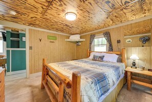 Cottage (2 Bedrooms) | Interior
