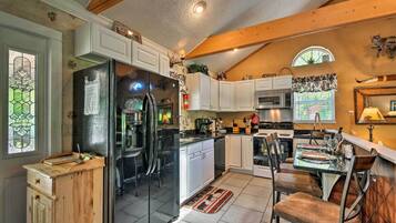 House (1 Bedroom) | Interior