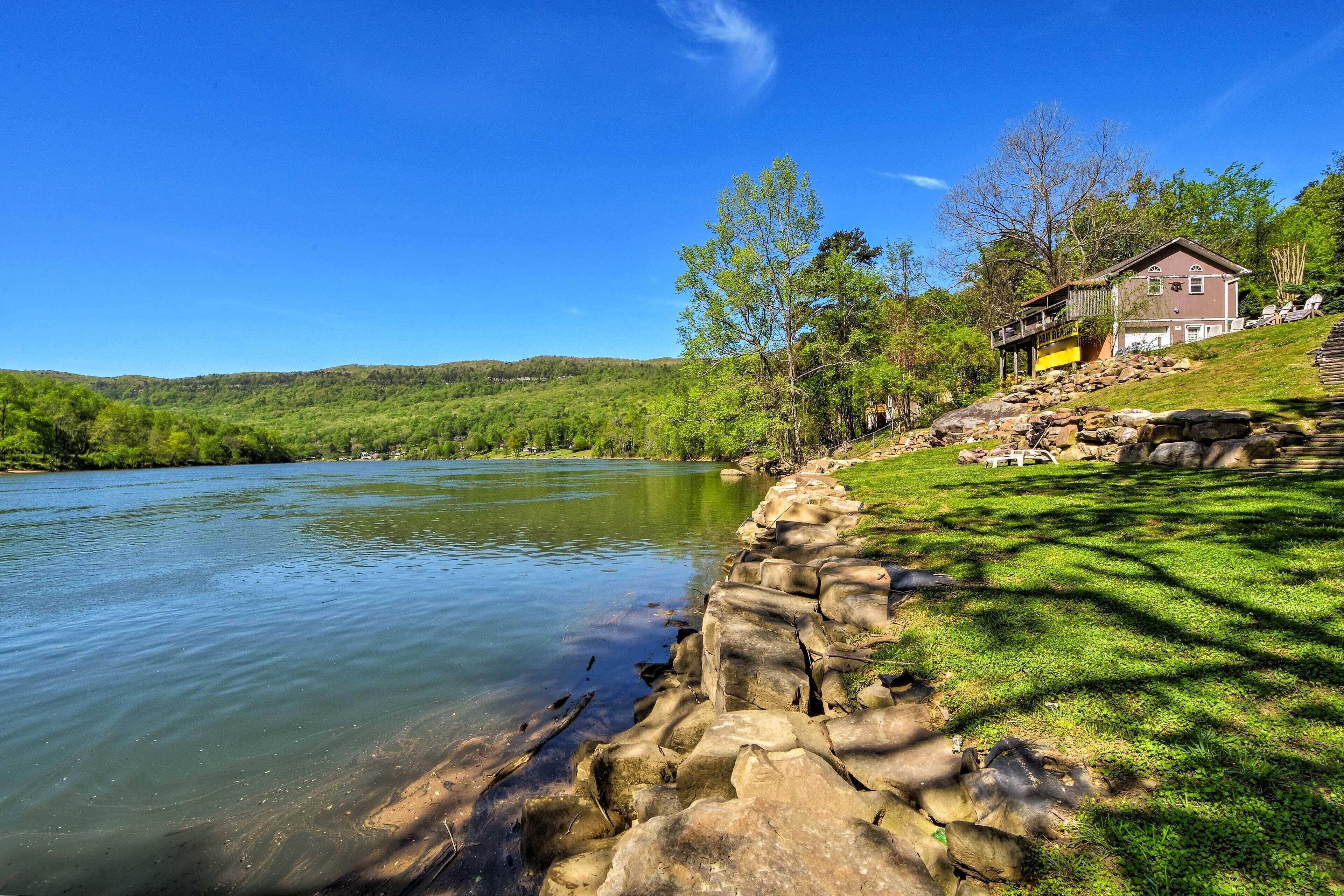 المنشأة من الداخل