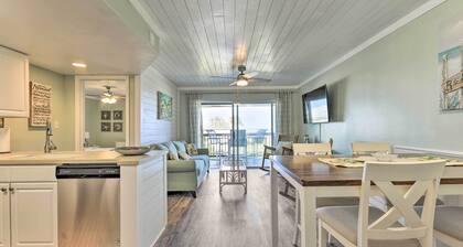 Fernandina Beach Condo ~ 1 Mi to Golf Courses