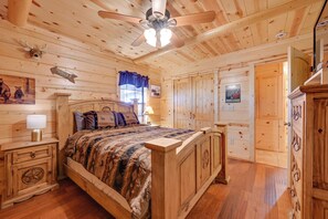 House (3 Bedrooms) | Interior - Broken Bow Cabin w/ Hot Tub & Deck - 4 Mi to Lake! (Broken Bow)