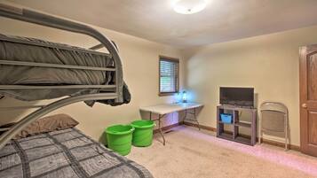 House (Multiple Bedrooms) | Interior