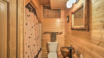 House (Multiple Bedrooms) | Interior