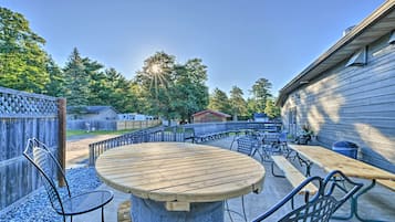 House (6 Bedrooms) | Interior