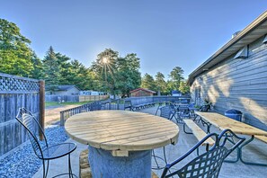 House (6 Bedrooms) | Interior