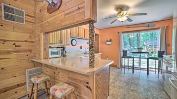 Cottage (2 Bedrooms) | Interior