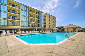 Apartment (2 Bedrooms) | Interior - Beautiful Brigantine Condo w/ Patio & Beach Access (Brigantine)