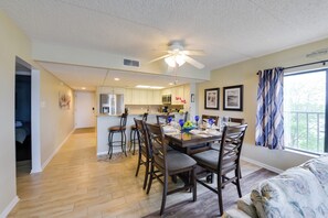 Apartment (2 Bedrooms) | Interior - Beautiful Brigantine Condo w/ Patio & Beach Access (Brigantine)
