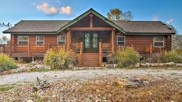 Hus (4 Bedrooms) | Fasade