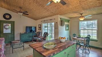 Cottage (1 Bedroom) | Interior