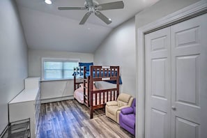 House (4 Bedrooms) | Interior - Pet-friendly Saratoga Springs Home w/ Pool! (Saratoga Springs)