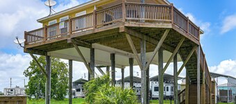 Walk to Crystal Beach - 'just Lei'n Low' Retreat