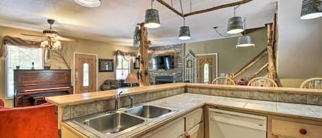 Cottage (5 Bedrooms) | Interior