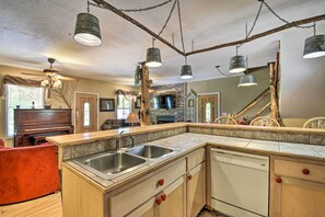 Cottage (5 Bedrooms) | Interior