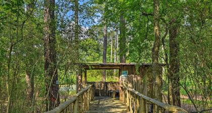 Guntersville Cabin Nestled in Kudzu Cove Resort