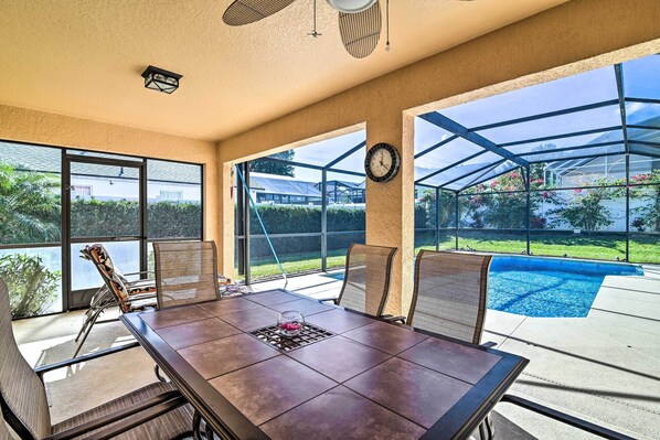 Villa (4 Bedrooms) | Interior