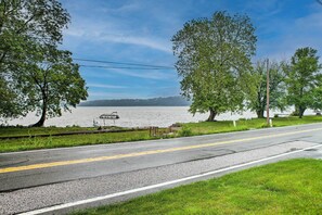 Cottage (2 Bedrooms) | Interior - Private Hot Tub at Cozy Wrightsville Cottage! (Wrightsville)