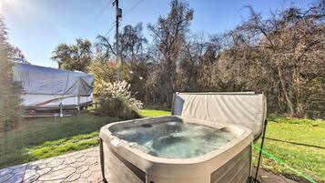 Cottage (2 Bedrooms) | Interior