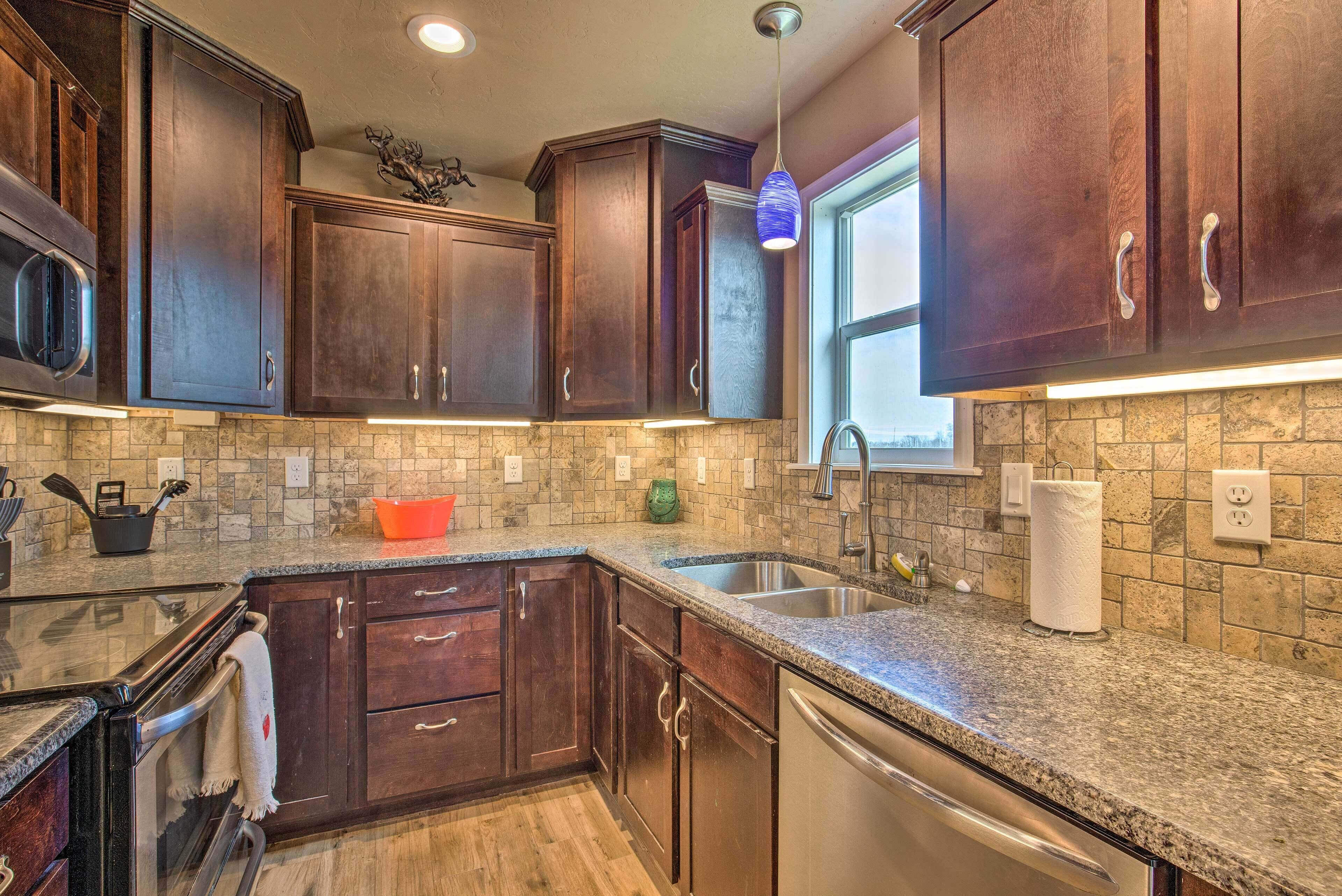 Microwave, oven, stovetop, dishwasher