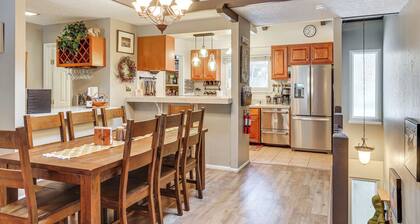 1 Mi to Diamond Peak Ski Resort: Forest-view Condo