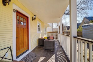 House (5 Bedrooms) | Interior - Spacious Houston Home w/ Deck ~ 2 Mi to Downtown! (Houston)