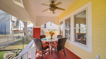 House (5 Bedrooms) | Front of property