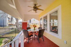 House (5 Bedrooms) | Front of property - Spacious Houston Home w/ Deck ~ 2 Mi to Downtown! (Houston)