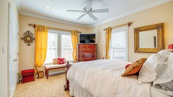 House (5 Bedrooms) | Interior