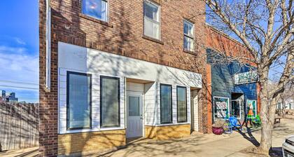 Walk to Restaurants & Dtwn Hettinger: Apt w/ Yard