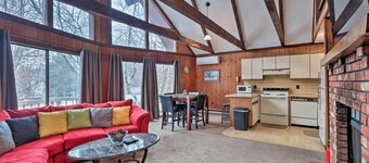 7 Miles to State Park: Poconos Getaway w/ Deck!