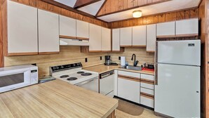 House (3 Bedrooms) | Interior - 7 Miles to State Park: Poconos Getaway w/ Deck! (Albrightsville)