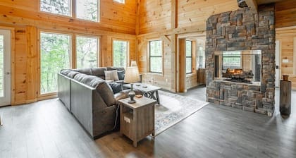 Timber Creek Lodge | Pet Friendly + Mtn Views