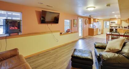 Lead Apartment ~ 5 Mi to Terry Peak Skiing!