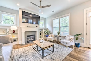 House (4 Bedrooms) | Interior - Modern Charlotte Home ~ 4 Mi to Downtown! (Charlotte)