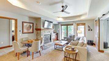 Apartment (2 Bedrooms) | Front of property