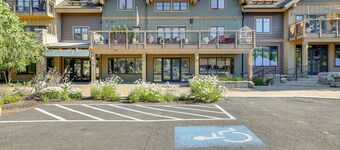 Half-mi to Payette Lake: Dtwn Mccall Condo!