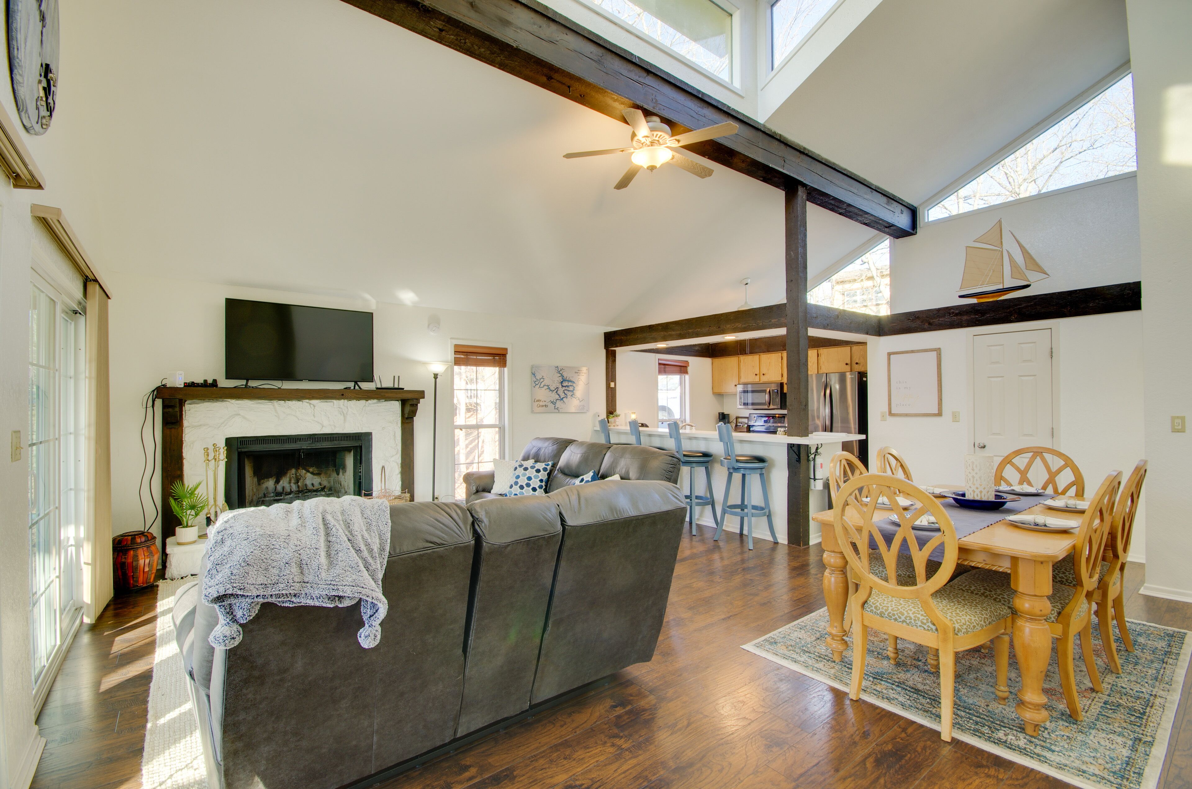 Breezy Margaritaville Resort Getaway w/ Gas Grill!